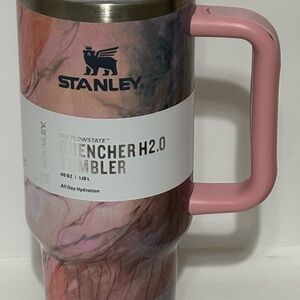 Stanley Pink Marble Quencher H2.0 Tumbler
